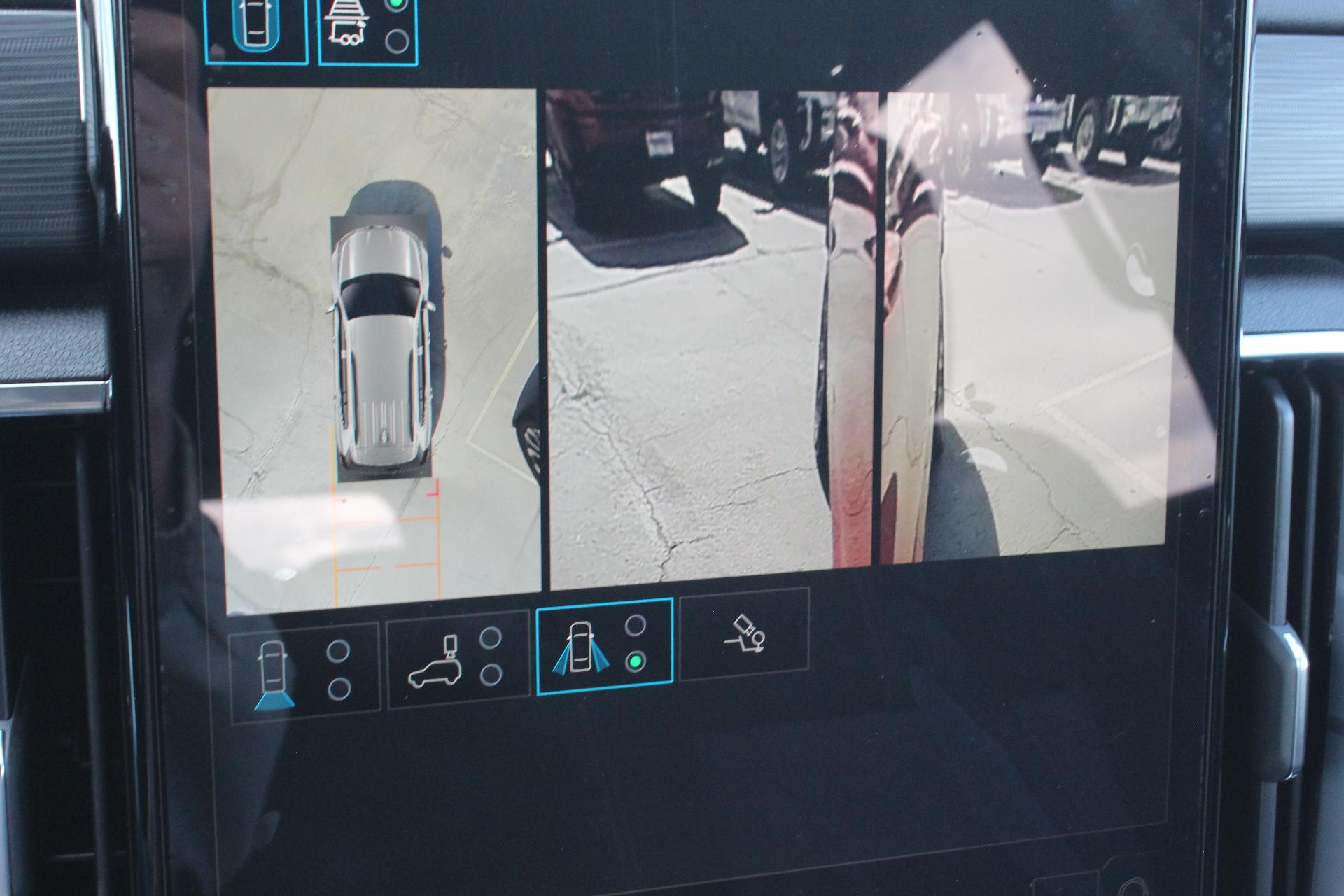 2025 GMC Acadia Vehicle Photo in AURORA, CO 80012-4011