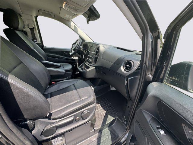 2020 Mercedes-Benz Metris Passenger Van Vehicle Photo in LEOMINSTER, MA 01453-2952