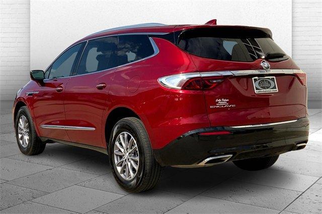 2024 Buick Enclave Vehicle Photo in TOPEKA, KS 66609-0000