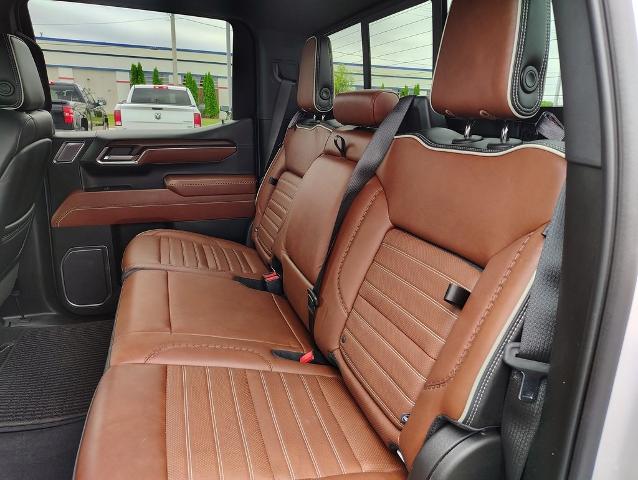 2023 GMC Sierra 1500 Vehicle Photo in GREEN BAY, WI 54304-5303