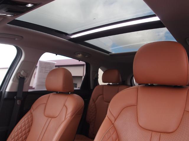 2023 Kia Sorento Vehicle Photo in MADISON, IN 47250-1611