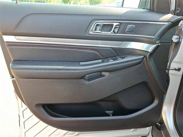 2017 Ford Explorer Vehicle Photo in Willow Grove, PA 19090