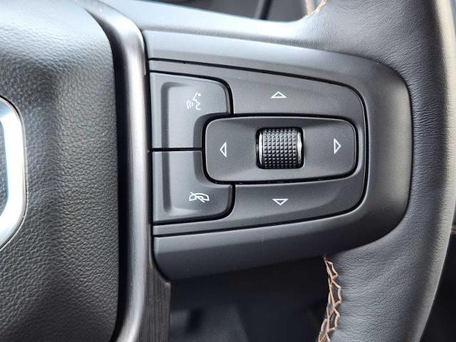 2022 GMC Yukon Vehicle Photo in DENTON, TX 76210-9321