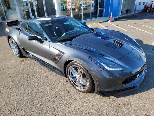 2019 Chevrolet Corvette 2LT photo 2