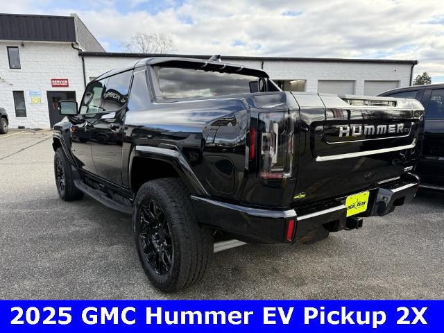 2025 GMC HUMMER EV Pickup Vehicle Photo in CHICOPEE, MA 01020-5001