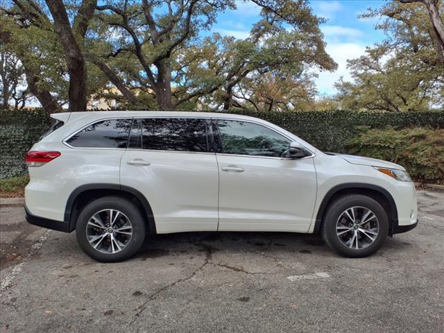 2018 Toyota Highlander Vehicle Photo in SAN ANTONIO, TX 78230-1001