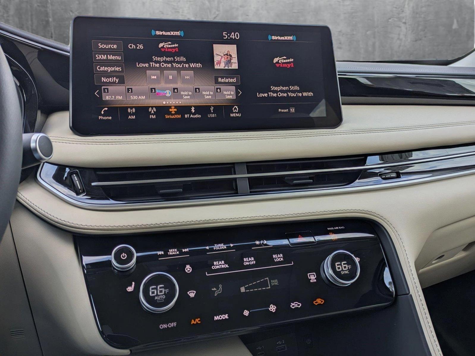 2025 INFINITI QX60 Vehicle Photo in Tustin, CA 92782