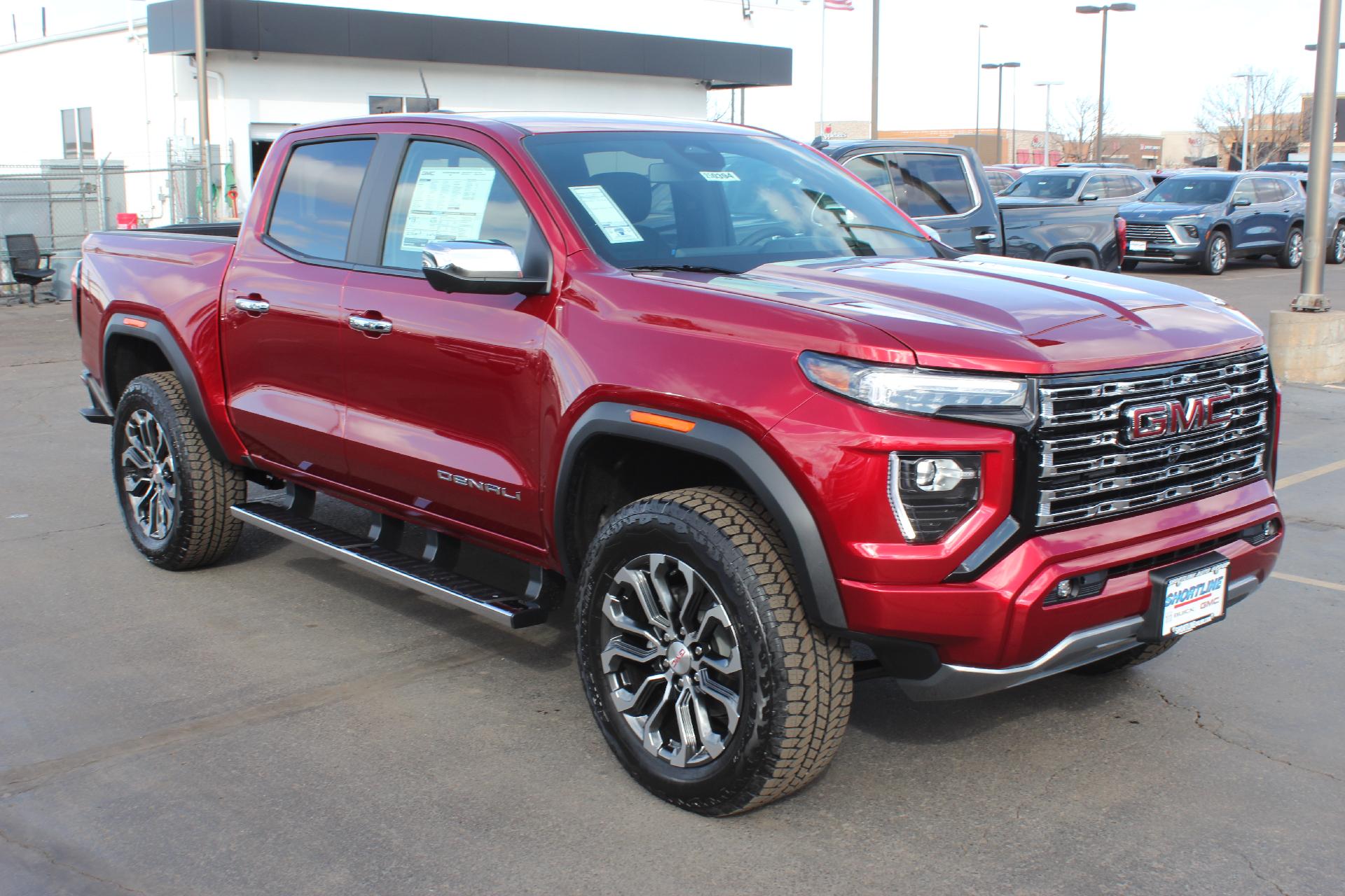 2025 GMC Canyon Vehicle Photo in AURORA, CO 80012-4011