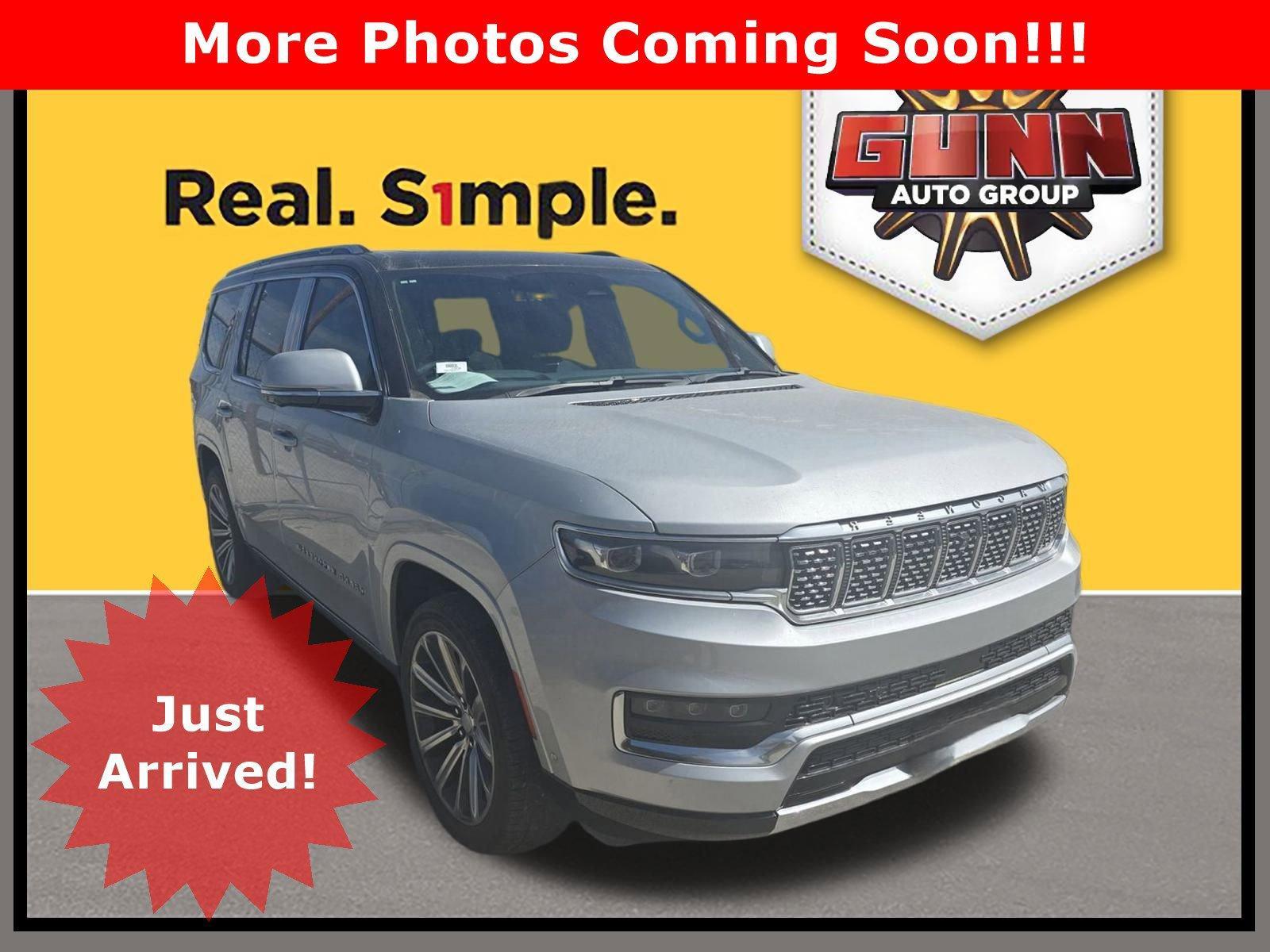 2022 Jeep Grand Wagoneer Vehicle Photo in Seguin, TX 78155