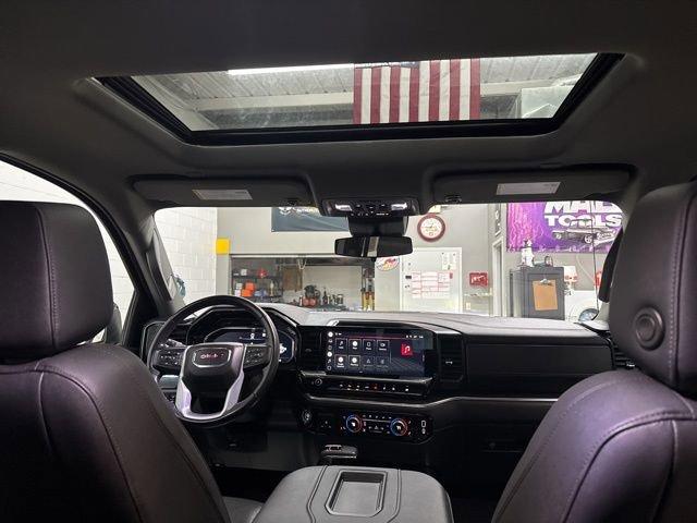 2022 GMC Sierra 1500 Vehicle Photo in MEDINA, OH 44256-9631