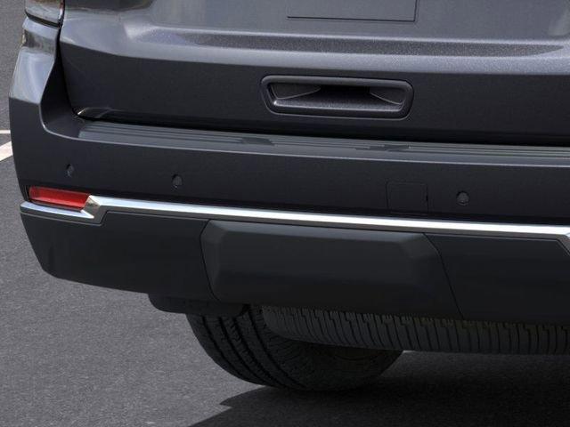 2025 Chevrolet Suburban Vehicle Photo in BROCKTON, MA 02301-7113