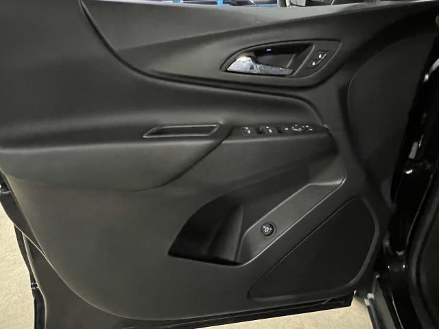 2022 Chevrolet Equinox Vehicle Photo in Roslyn, NY 11576