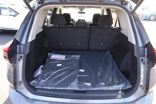 2025 Nissan Rogue Vehicle Photo in Hazelwood, MO 63042