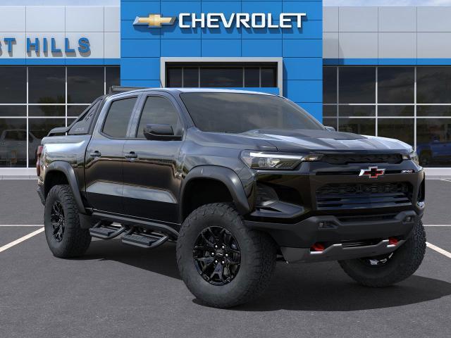 2025 Chevrolet Colorado Vehicle Photo in Roslyn, NY 11576