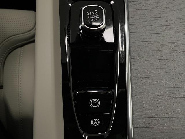 2025 Volvo XC60 Vehicle Photo in Appleton, WI 54913