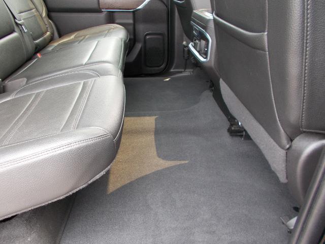 2023 GMC Sierra 2500 HD Vehicle Photo in LOWELL, MA 01852-4336