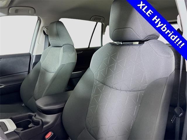 2021 Toyota RAV4 Vehicle Photo in Puyallup, WA 98371