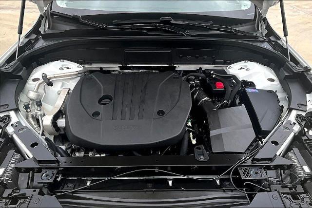 2022 Volvo XC60 Vehicle Photo in Houston, TX 77007