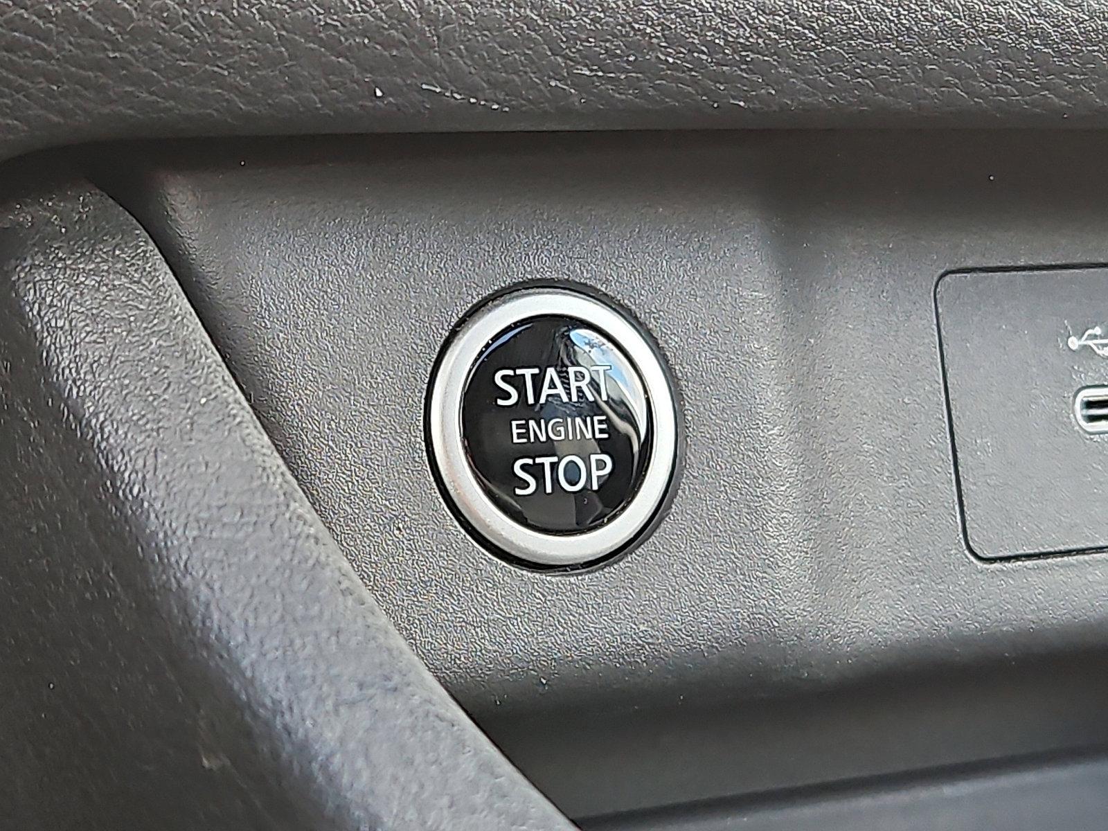 2023 Nissan Rogue Vehicle Photo in Jenkintown, PA 19046