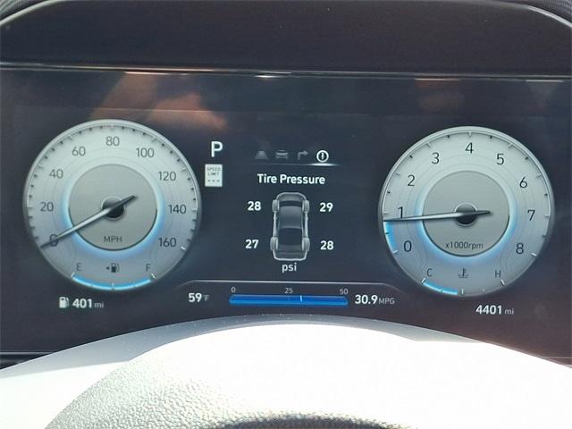 2024 Hyundai ELANTRA Vehicle Photo in New Bloomfield, PA 17068