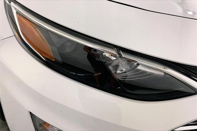 2024 Chevrolet Malibu Vehicle Photo in KANSAS CITY, MO 64114-4545