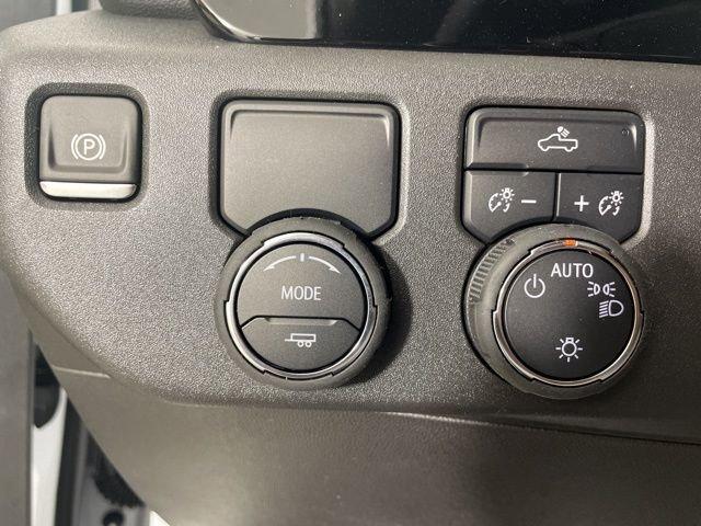 2025 Chevrolet Silverado 1500 Vehicle Photo in PHOENIX, AZ 85014-3381