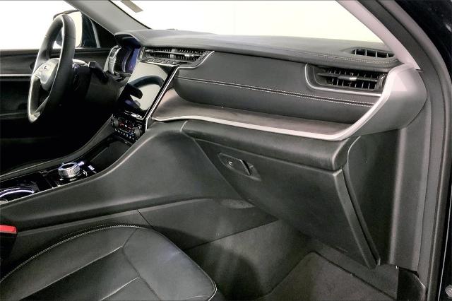 2023 Jeep Grand Cherokee Vehicle Photo in Kansas City, MO 64114