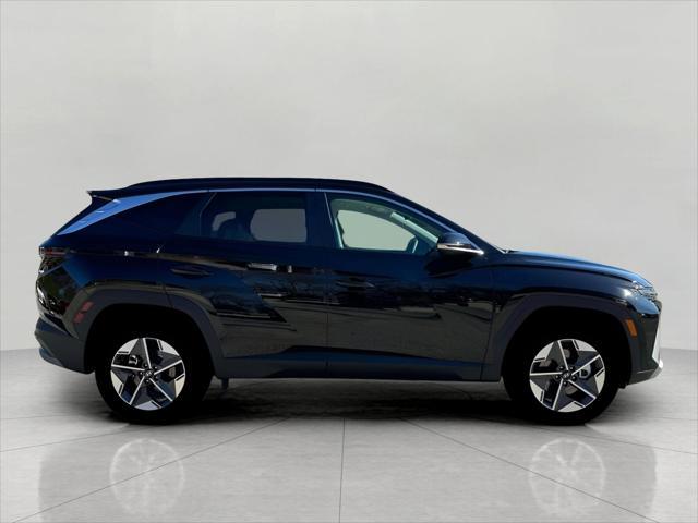 2025 Hyundai TUCSON Vehicle Photo in Green Bay, WI 54304