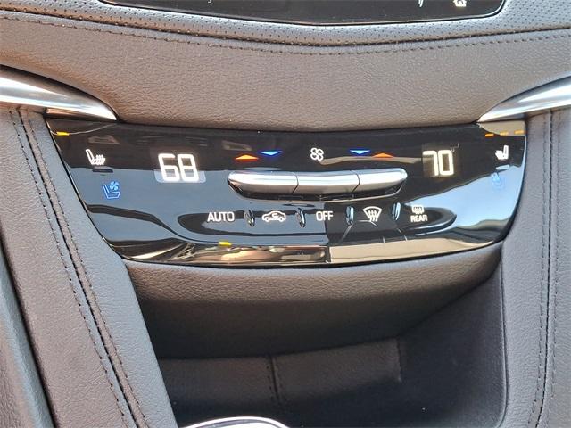 2025 Cadillac XT5 Vehicle Photo in ALLENTOWN, PA 18103-7399