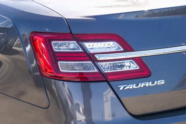 2018 Ford Taurus Vehicle Photo in VENTURA, CA 93003-8585