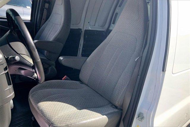 2018 GMC Savana Cargo 2500 Vehicle Photo in INDEPENDENCE, MO 64055-1377