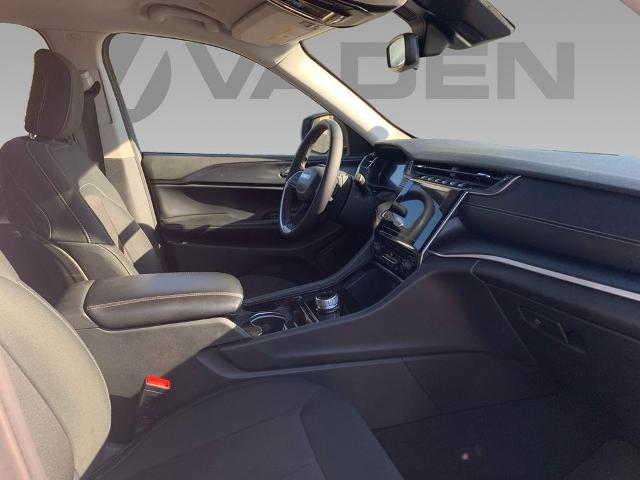 2023 Jeep Grand Cherokee L Vehicle Photo in Savannah, GA 31419