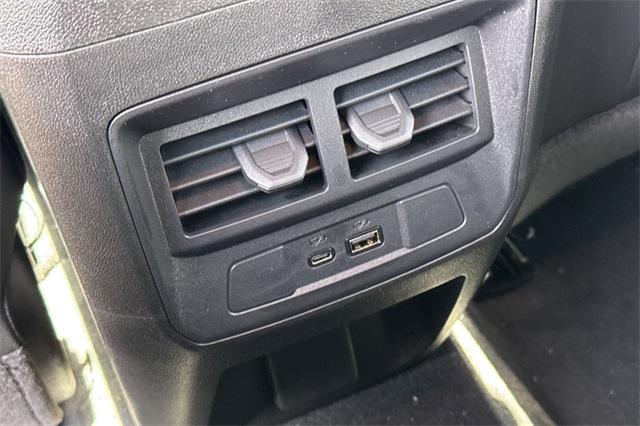 2025 GMC Canyon Vehicle Photo in ELK GROVE, CA 95757-8703