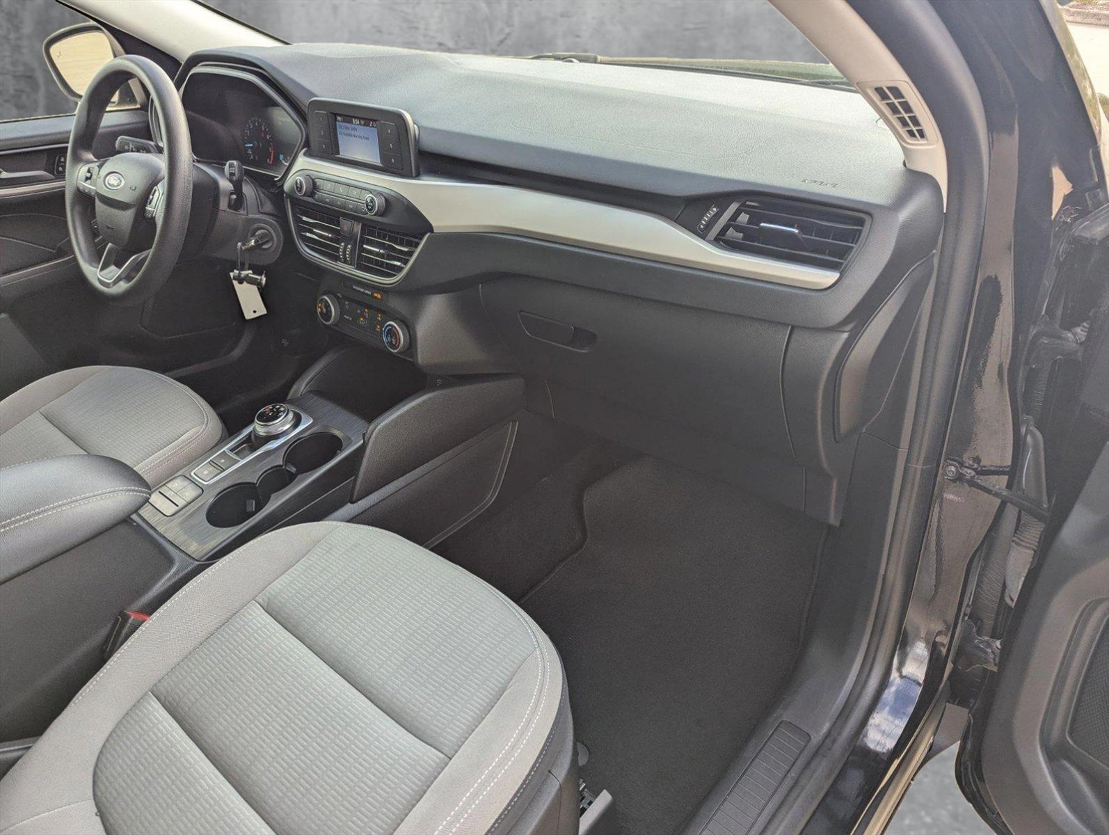 2021 Ford Escape Vehicle Photo in CORPUS CHRISTI, TX 78412-4902