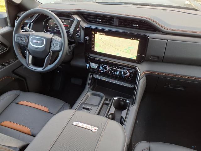 2025 GMC Sierra 2500 HD Vehicle Photo in Denton, TX 76205