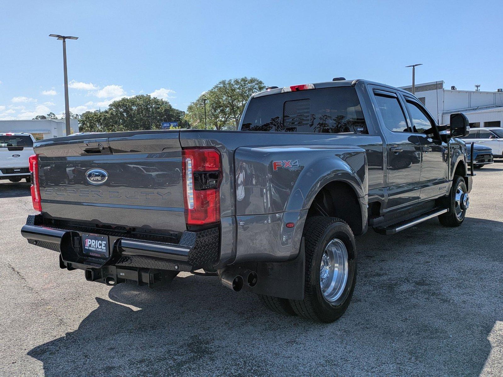 2023 Ford Super Duty F-350 DRW Vehicle Photo in Jacksonville, FL 32244