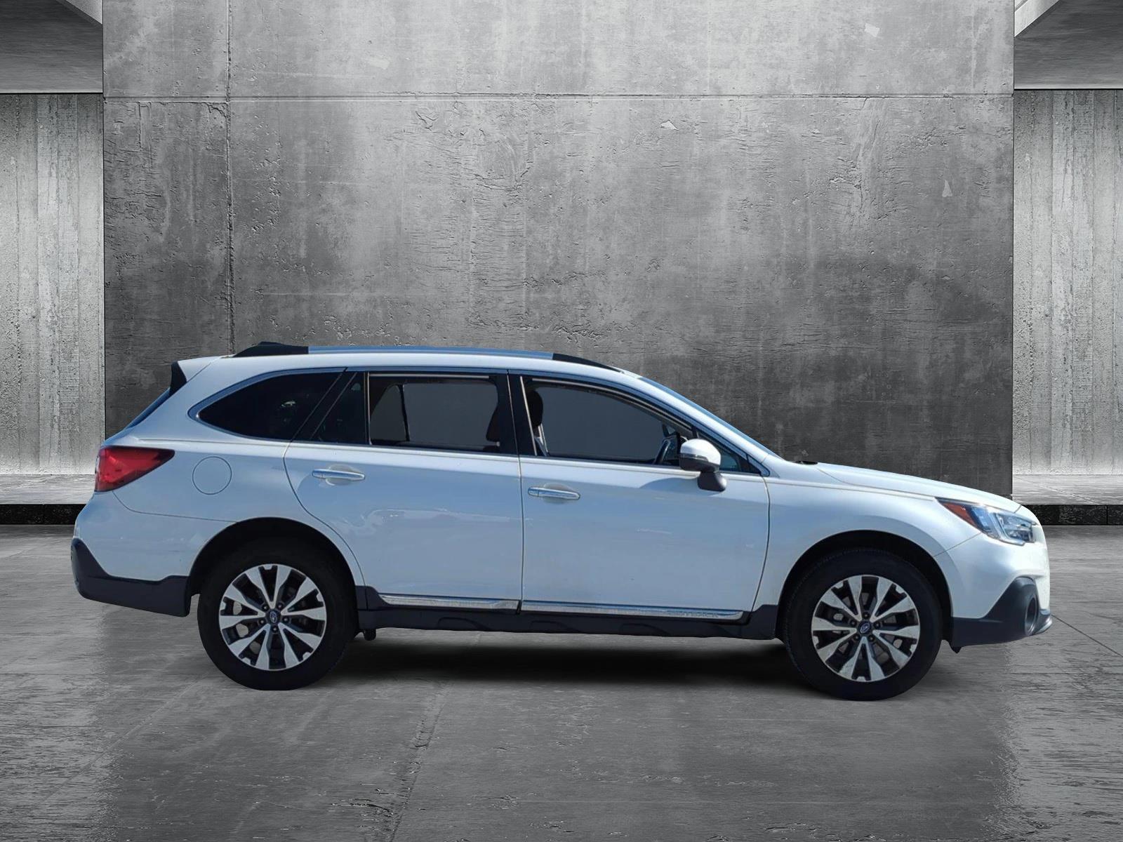 2019 Subaru Outback Vehicle Photo in Ft. Myers, FL 33907