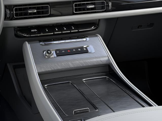 2025 Lincoln Aviator Vehicle Photo in Neenah, WI 54956