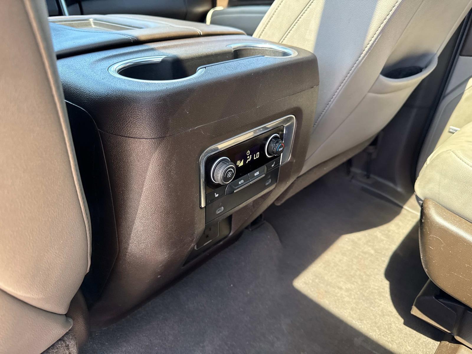2021 Chevrolet Suburban Vehicle Photo in LOS ANGELES, CA 90007-3794