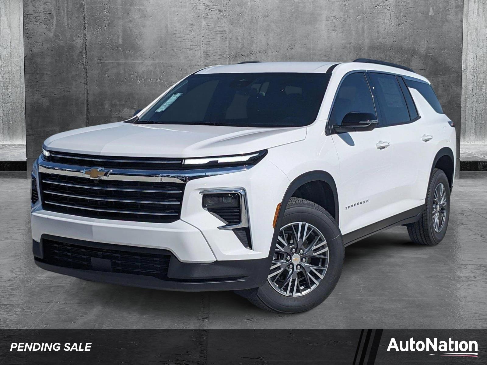 2025 Chevrolet Traverse Vehicle Photo in MIAMI, FL 33172-3015