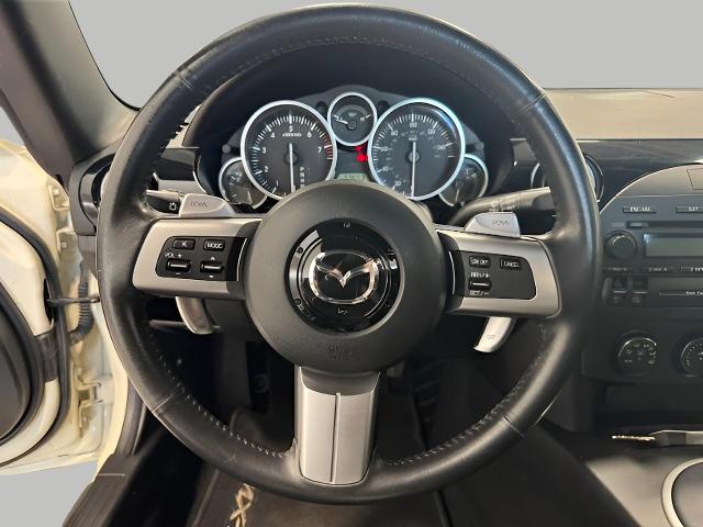 2006 Mazda MX-5 Miata Vehicle Photo in Appleton, WI 54913