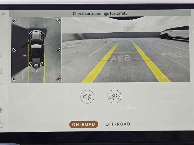 2025 Defender Vehicle Photo in AUSTIN, TX 78717