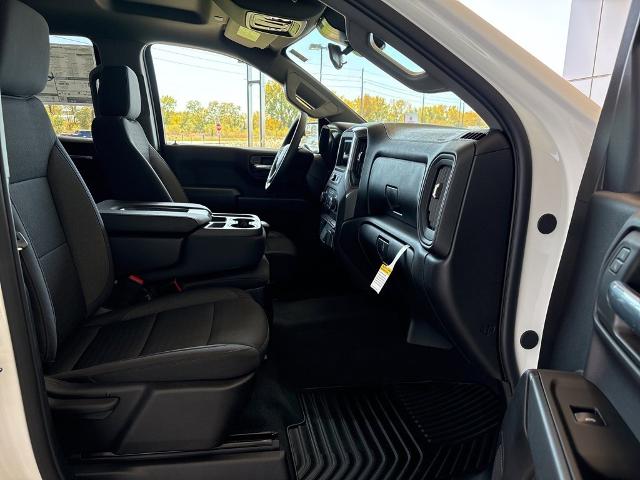 2025 Chevrolet Silverado 1500 Vehicle Photo in MANHATTAN, KS 66502-5036