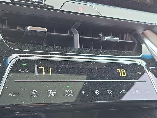 2024 Toyota Venza Vehicle Photo in Pleasant Hills, PA 15236