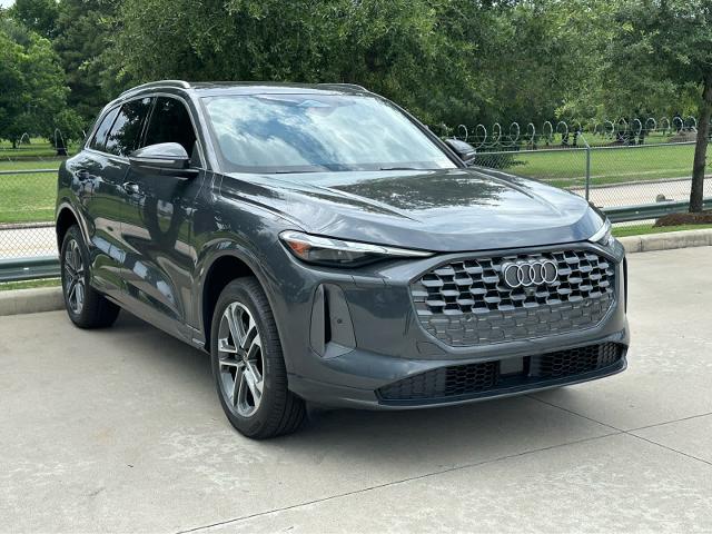 2025 Audi Q5 Vehicle Photo in HOUSTON, TX 77090