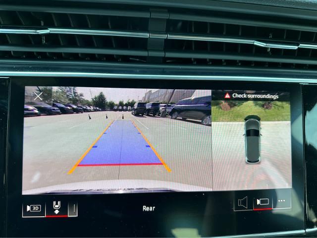 2025 Audi Q7 Vehicle Photo in HOUSTON, TX 77090