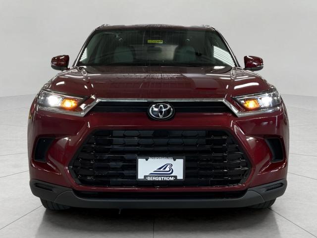 2025 Toyota Grand Highlander Vehicle Photo in Oshkosh, WI 54904