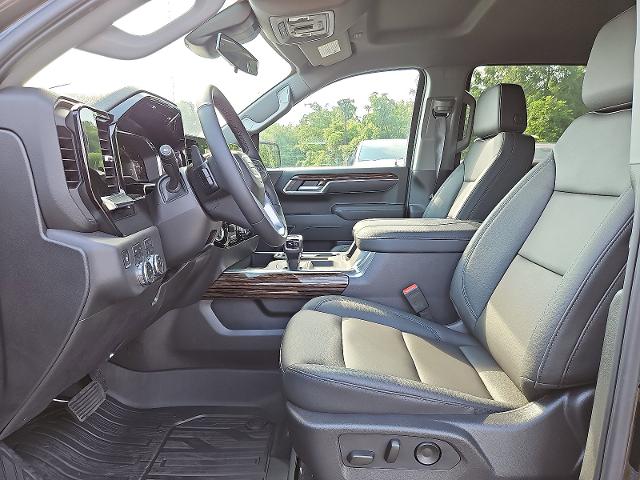 2025 GMC Sierra 1500 Vehicle Photo in TREVOSE, PA 19053-4984