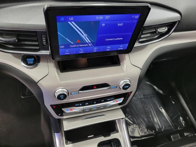 2023 Ford Explorer Vehicle Photo in Neenah, WI 54956