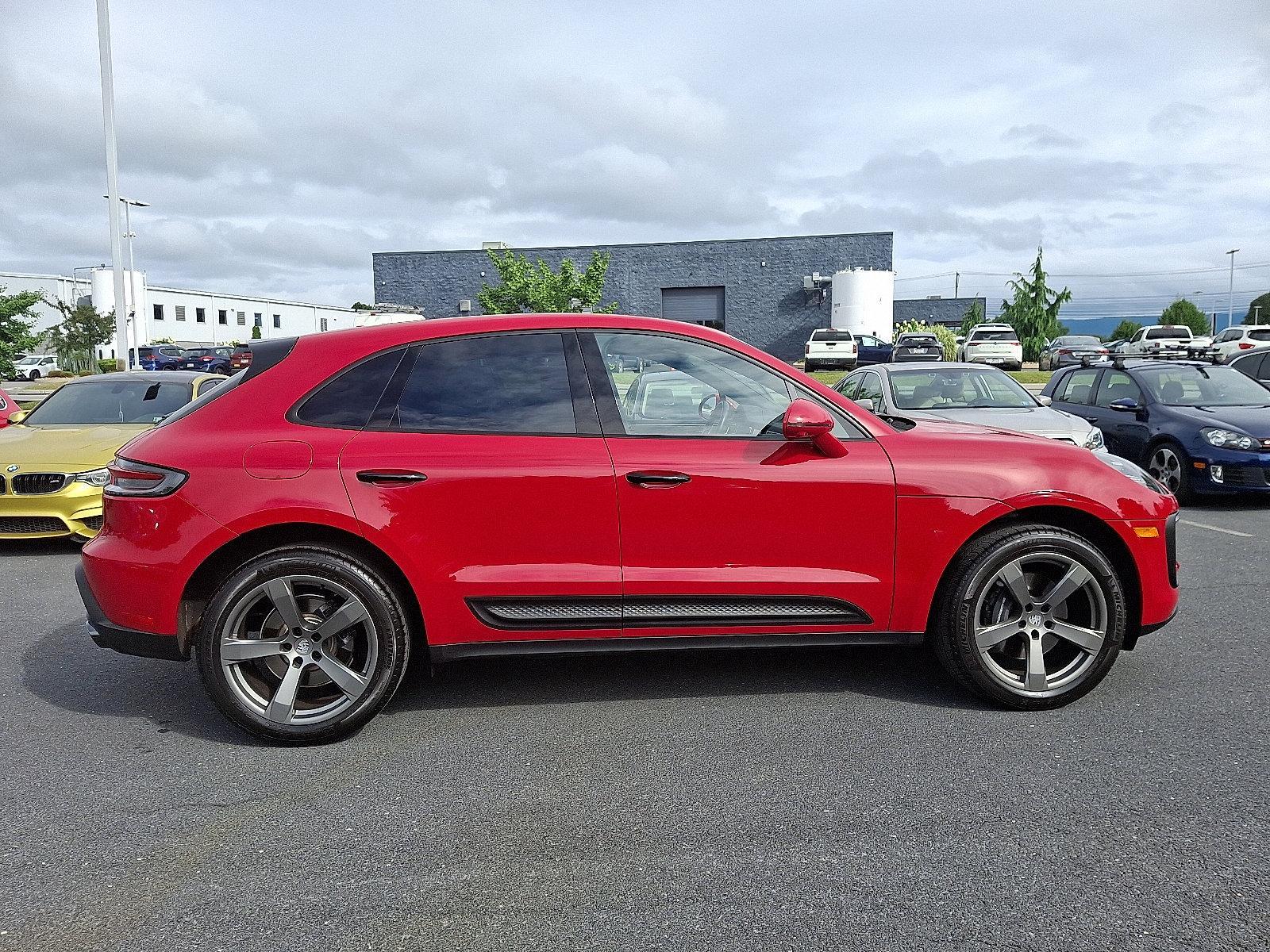 2024 Porsche Macan Vehicle Photo in Mechanicsburg, PA 17050-2306